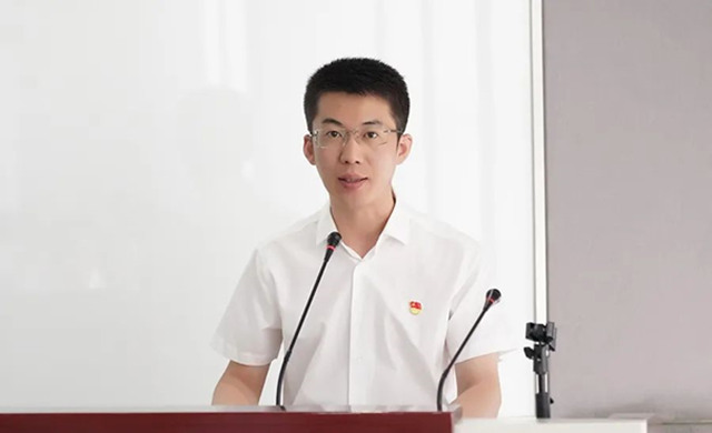 黨委委員、紀委書記楊明來作黨建工作匯報.jpg 黨委委員、紀委書記楊明來作黨建工作匯報.jpg